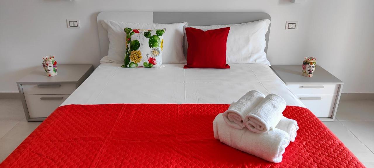 סירקוזה Casa Vacanze Rainbow, Siracusa מראה חיצוני תמונה