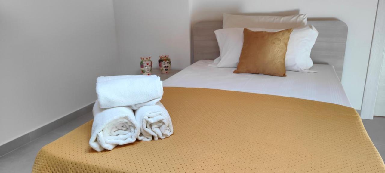 סירקוזה Casa Vacanze Rainbow, Siracusa מראה חיצוני תמונה