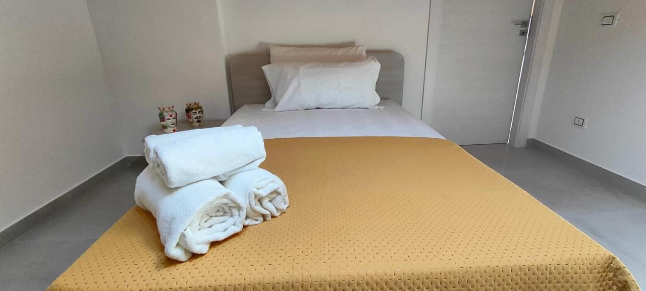 סירקוזה Casa Vacanze Rainbow, Siracusa מראה חיצוני תמונה